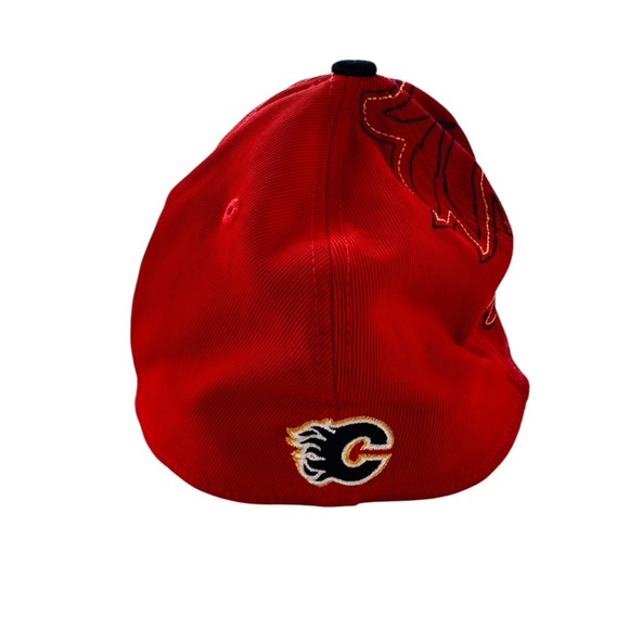 Calgary Flames Face-Off Reebok OSFA Hat Cap - Picture 7 of 8